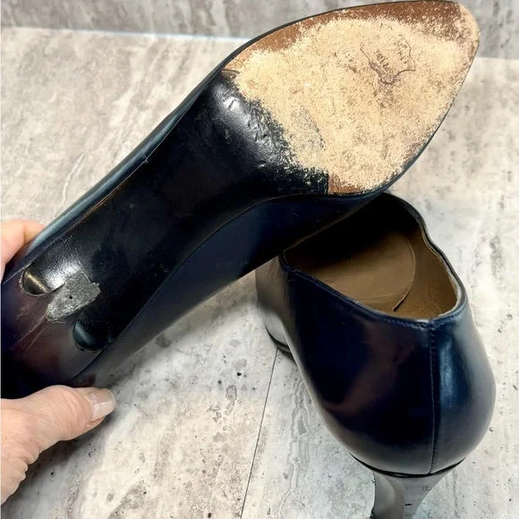 Stuart Weitzman Navy Blue Leather Heels Pumps Sz 7AA - Picture 9 of 9